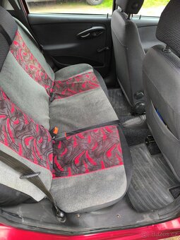 Fiat Punto 1.2 8V - 13