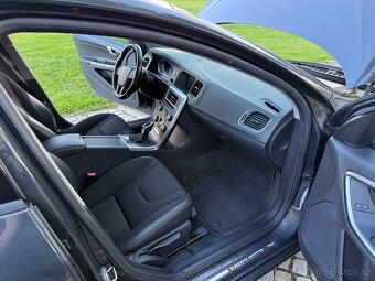 Volvo S60 2.0 D3 Drive-E KINETIC 2016 Automat Navi - 13