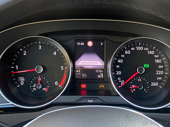 Volkswagen  Passat B8 Highline, Webasto, 2.0 tdi (bez AdBlue - 13