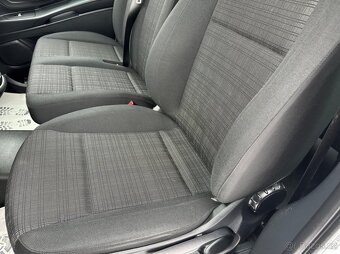 Nabízíme Mercedes-Benz Vito CDI 111 9-Míst - 13