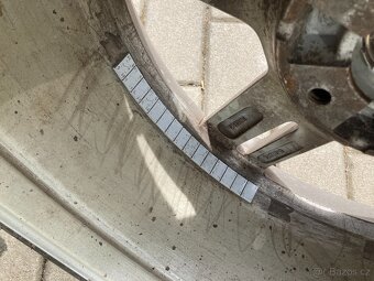 Alu disky Fiat Stilo s pneu 215/45 R17 - 13