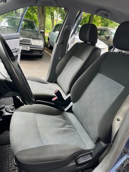 Prodám Kia Picanto 1.0, 45 kW, benzín, r.v. 2006 – po servis - 13