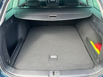 SLEVA - VW Passat B8 2.0TDI 2022 stav nového vozu - 13
