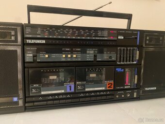 Radiomagnetofon Telefunken Compact HP 204, rok 1987 - 13