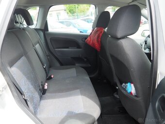 2006 Ford Fiesta 1.3i - 13