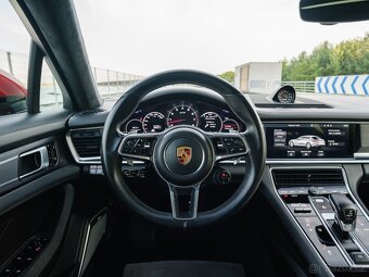 Porsche Panamera GTS Sport Turismo - PDK, Chrono, Burmester - 13