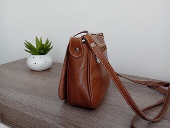 Genuine Leather dámská malá kabelka kožená - 13