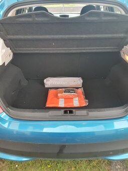 Peugeot 207 1.4 54kw r.v.2011 1.majitel Klimatizace  - 13