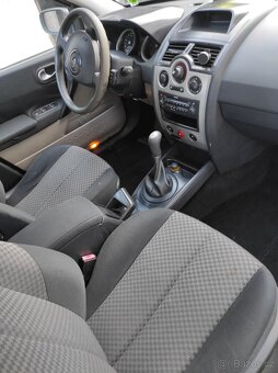 Renault Megane combi 1.6 benzín - 13