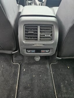 VW Touran 2.0TDI 140kW Highline DSG - 13