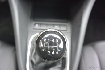 PRODÁM Volkswagen Golf 1.4TSi STYLE PANORAMA - 13
