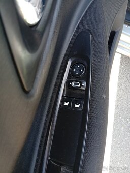 Citroen C4 1.4 16V 65Kw - 13