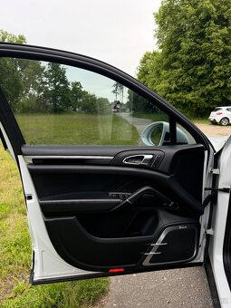 Porsche Cayenne S Diesel (958) 4.2 V8,PDLS+,PASM,BURMESTER - 13