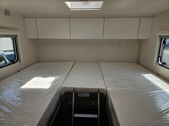Nové Carado T338 S (Ducato 103kW), 5 míst - 13