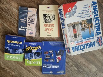 Knihy a učebnice - 13