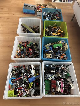 LEGO sbírka – 7 krabic + 2 malé, cca 6 kg - 13