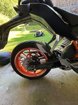 KTM Duke 390 2015 - 13