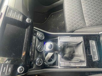 🚗 Škoda Superb 3 2.0 TDI 140 kW – TOP stav, bez investic - 13