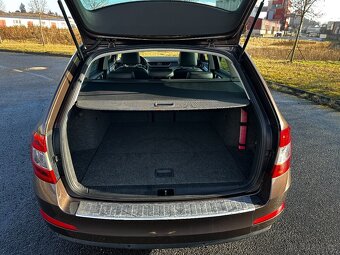 ŠKODA OCTAVIA 1.4 TSI - 13