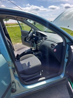 Ford Focus 1.6 74kW, 2001 - 13