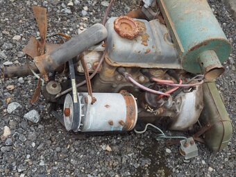 Škoda 1202 motor - 13