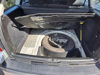 WV Golf 4 1.9 TDI 66kw rok 2001 - 13