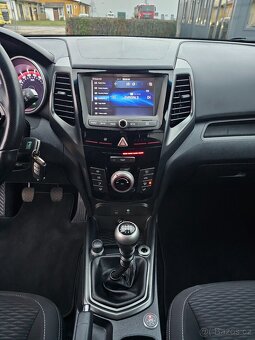 SSANGYONG TIVOLI XLV 2019 1.6i 94kW LPG,NAJETO 95 000KM - 13