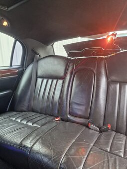 Lincoln town car 8.6m 9 míst r.v 2004 model 03-11 - 13