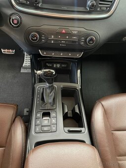 Kia Sorento 2016 - 13