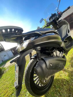 Piaggio Beverly 300 - 13