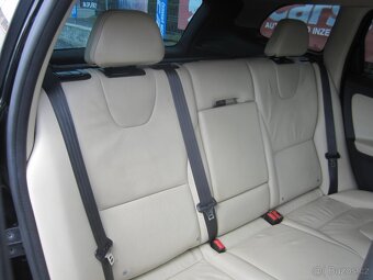 Volvo XC60 2.4 D5 AWD Automat, Kůže (DPH) - 13