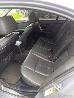BMW E60 545i - 13