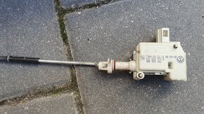 díly VW Golf 4 - 13