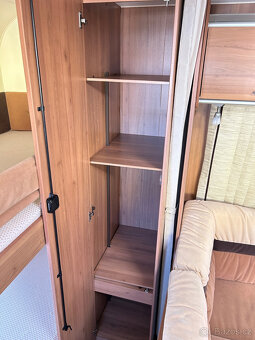 Bürstner Averso 550 TK, PALANDY, PŘEDSTAN, PODLAH. TOPENÍ, U - 13