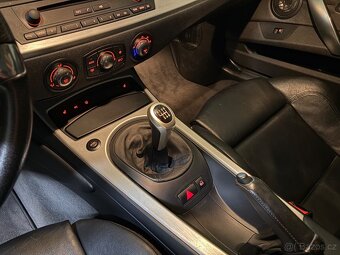 BMW Z4 E86 3.0si/6° manuál/2006/M-paket/ČR-2. maj./176 tkm - 13