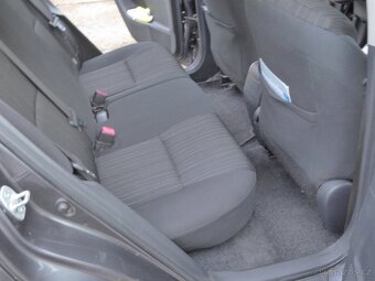 Toyota Auris 1,4 D-4D - 13