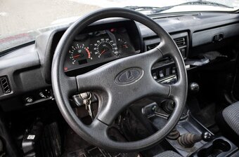 Lada Niva 61kW (2015) - 13