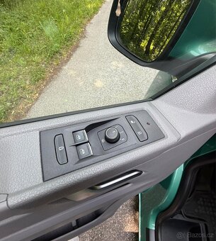 Volkswagen Caravelle 2.0 TDI 150 HP 9 míst Automat - 13