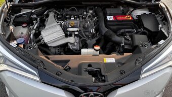 TOYOTA C-HR 1.2 Turbo 85 KW, rok 2017, najeto 30000 km - 13