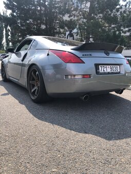 Nissan 350z - 13