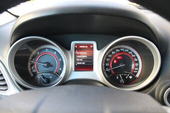 Fiat Freemont 2.0 JTDm 103kW 7Míst + Pr. Servis + - 13