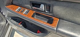 AUDI A8 Long Quattro Security B6 - 13