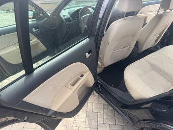 Ford Mondeo Combi 2,0 TDCi 96kW Klima - 13