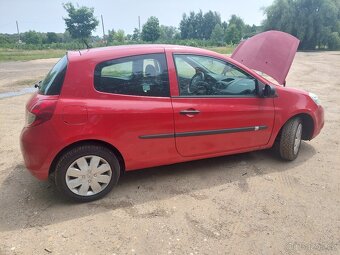 Renault Clio původ CZ najeto  25300km - 13