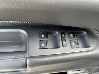 VW Touareg 3.0 V6 TDi Exclusive - 13