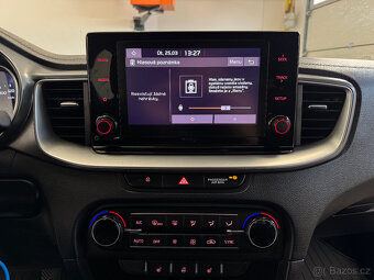 Kia Cee´d  SW 1.5TGDI 118 kW Exclusive rv.11/2021 - 13