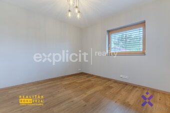 Prodej luxusního rodinného domu 4+kk, 190 m2 - Bochoř, okres - 13