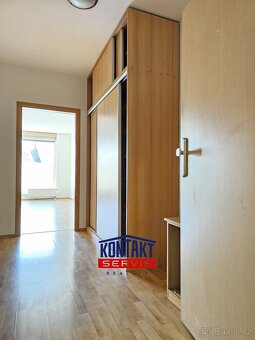 Pronájem velké zděné garsoniéry s lodžií, Suchovrbenské nám. - 13