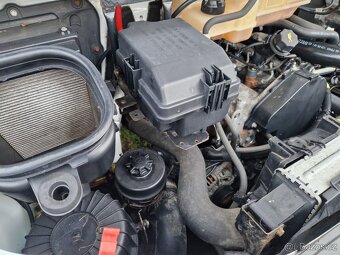 IVECO DAILY - hydraulické čelo - POUZE 155.000 KM - 13