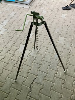 Kotlíkový set s trojnožkou - 13